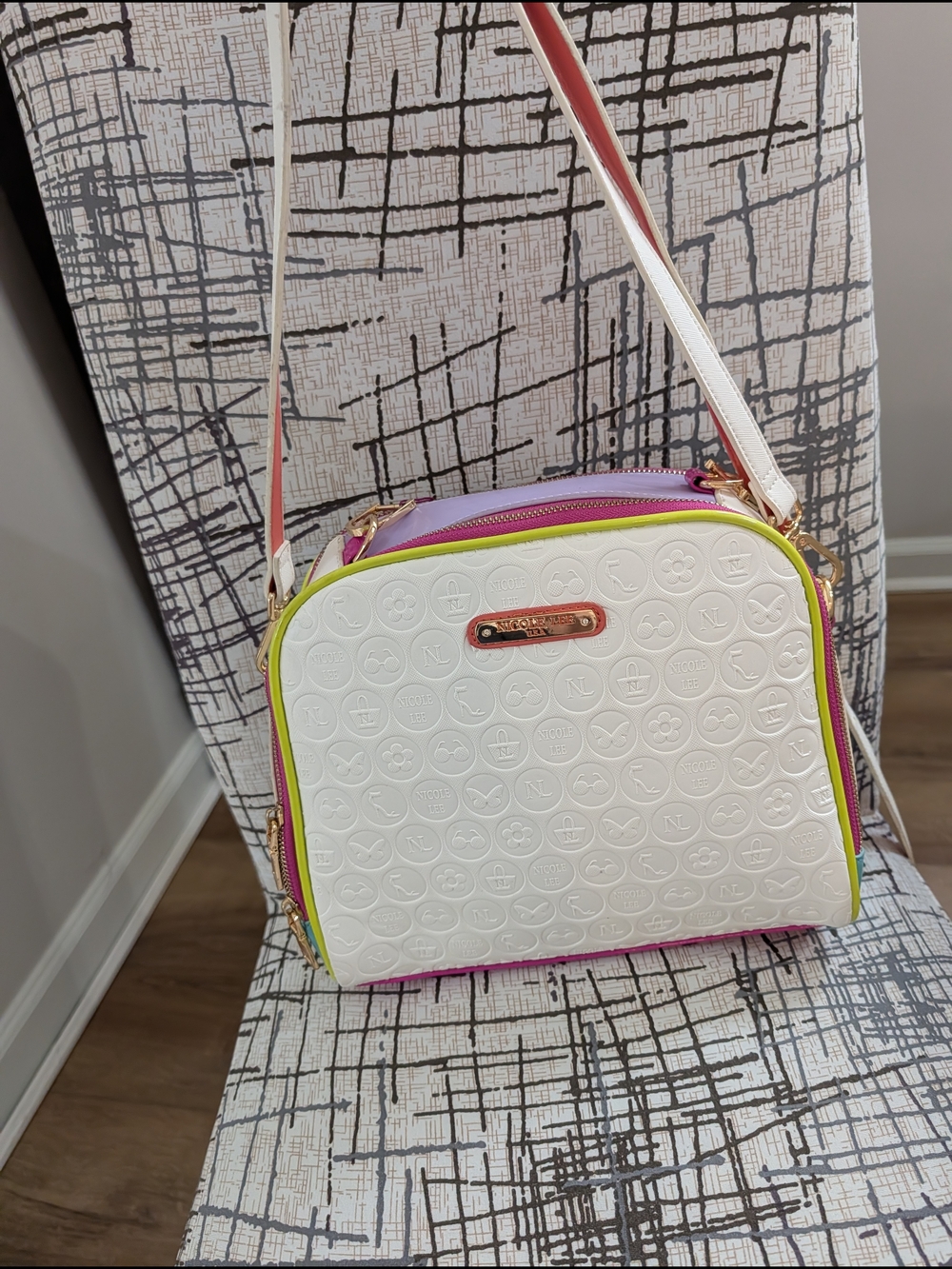 Nicole Lee White Multicolor Crossbody Bag